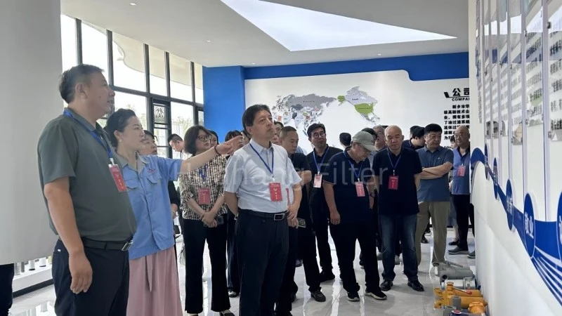 The Leaders of Weibin District Visit Huahang Filter 5 The Leaders of Weibin District Visit Huahang Filter 5